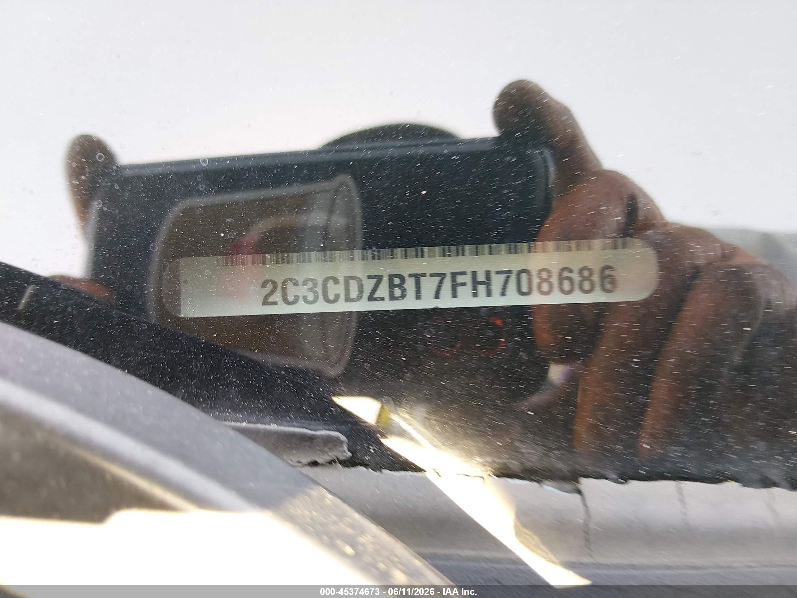 DODGE CHALLENGER image 9