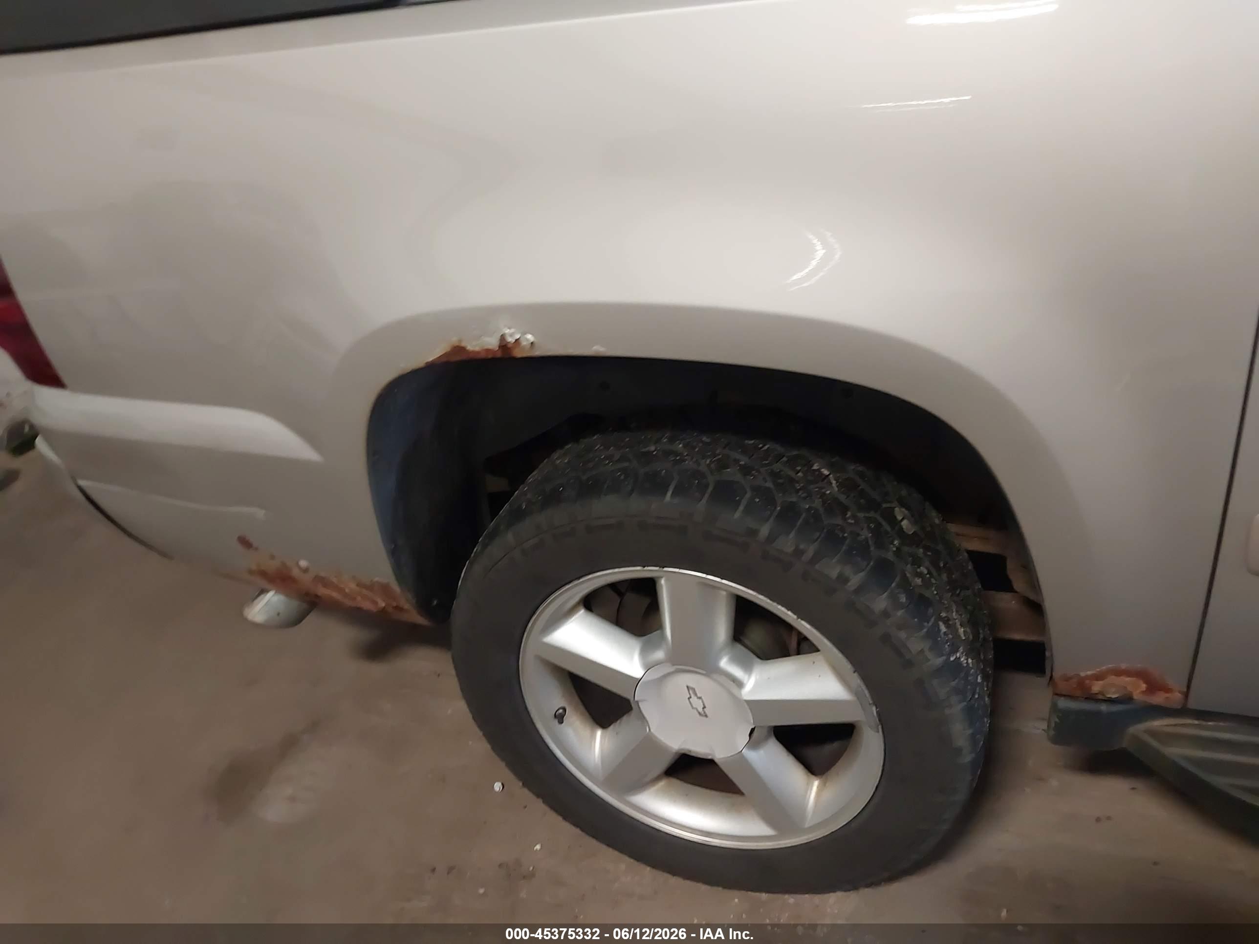CHEVROLET AVALANCHE image 6
