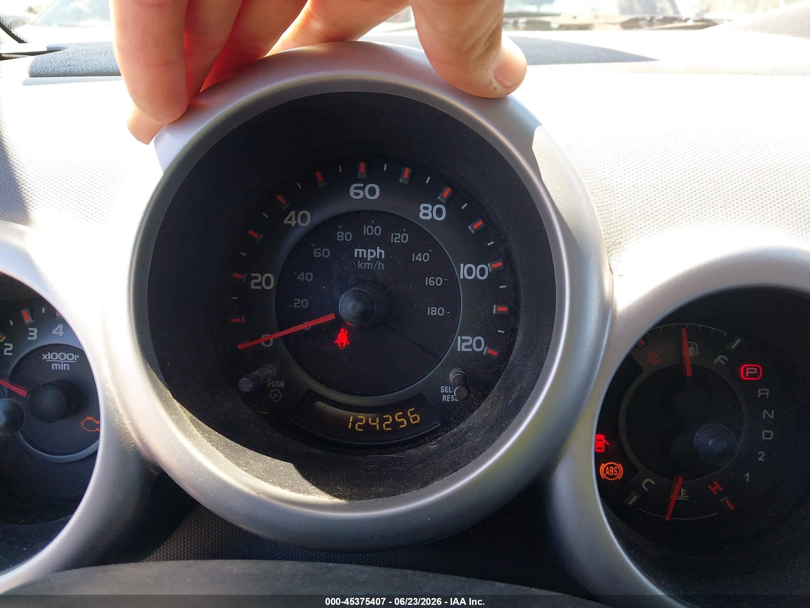 HONDA ELEMENT image 7