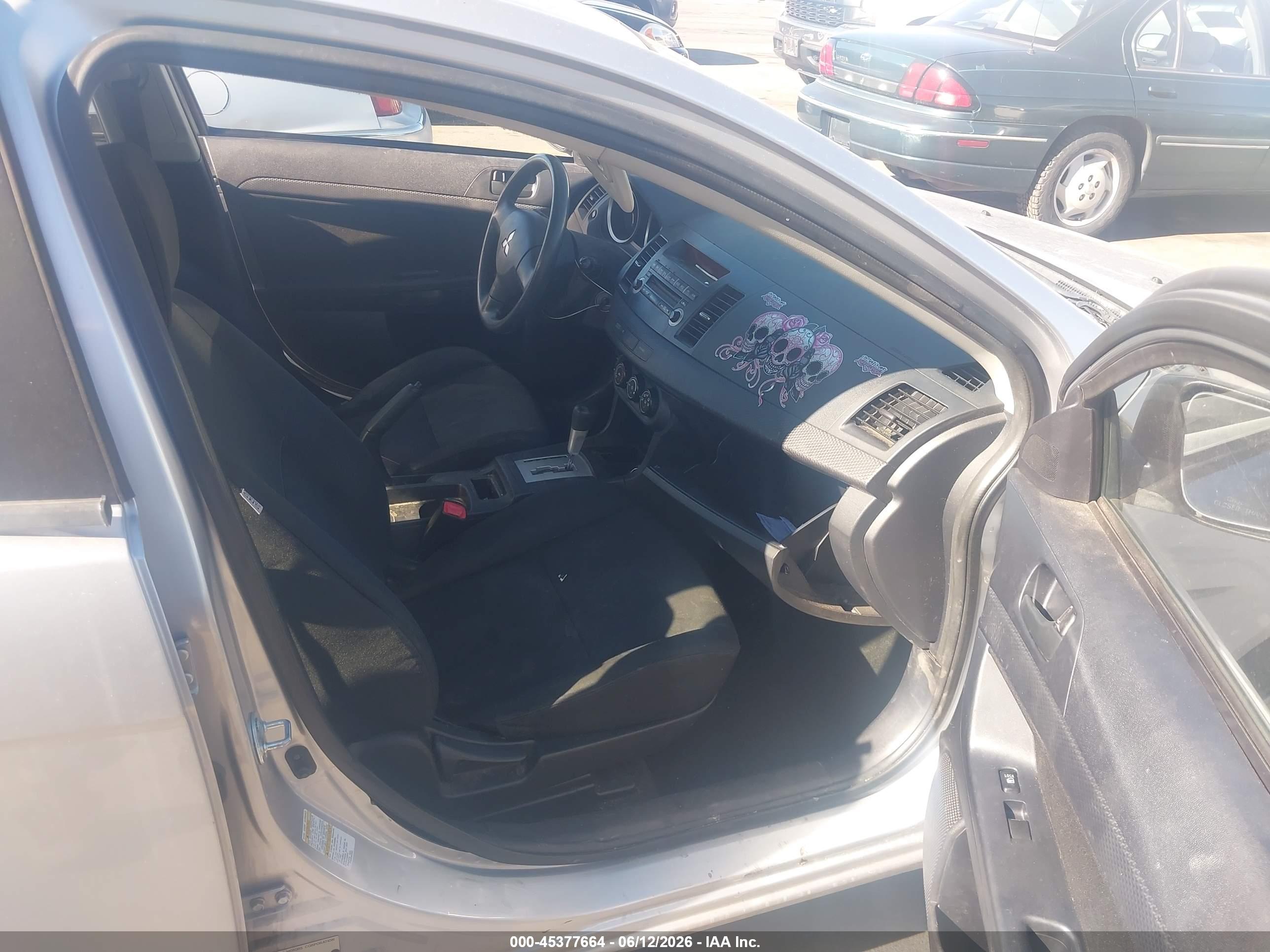 MITSUBISHI LANCER image 5