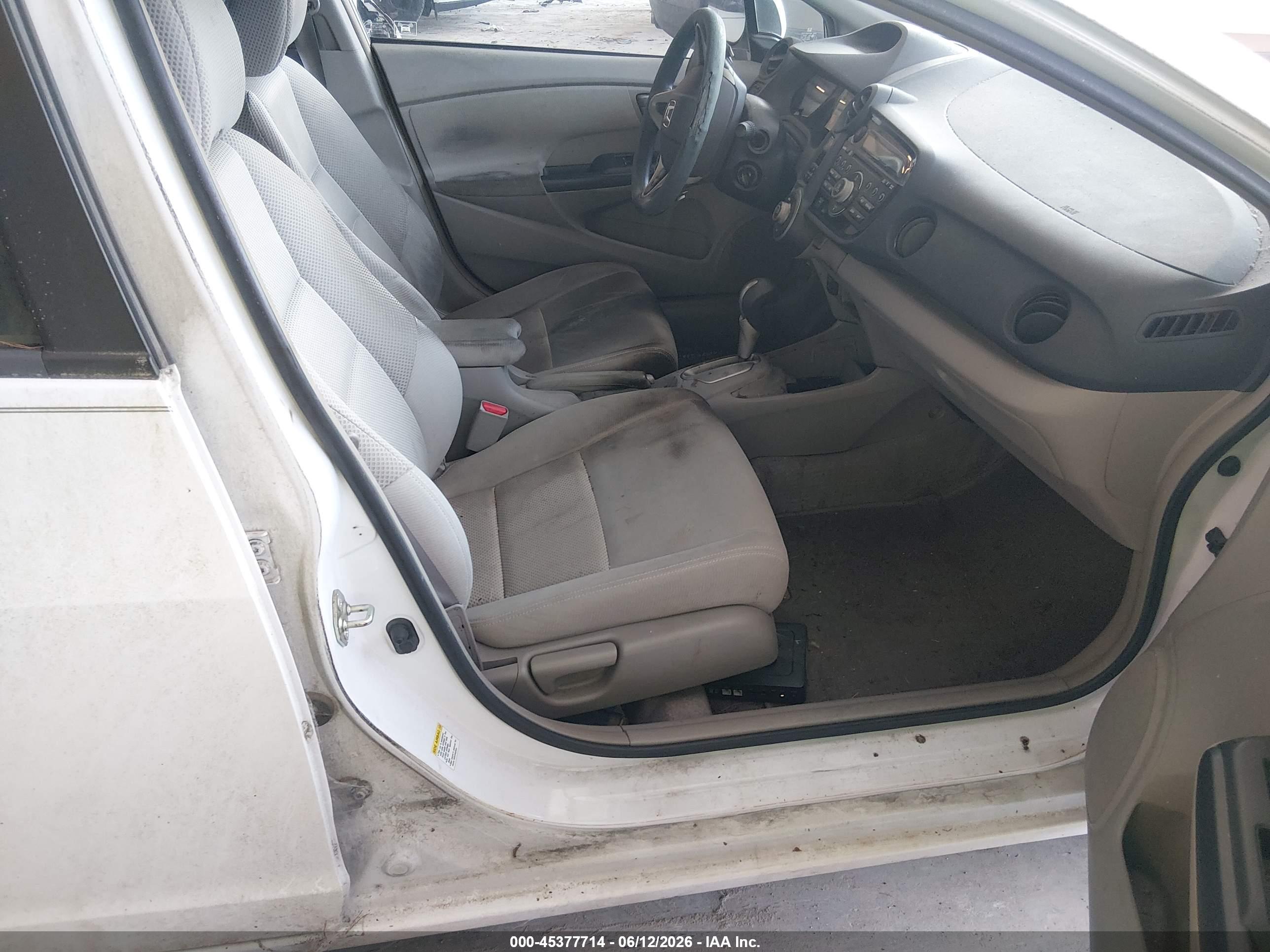 HONDA INSIGHT image 5