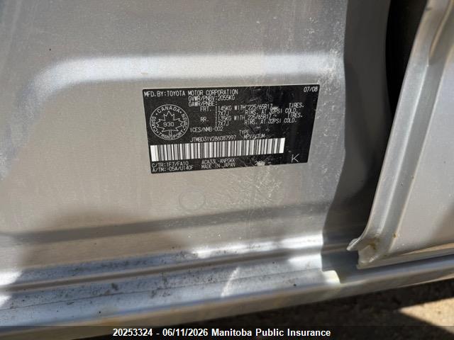 TOYOTA RAV4 image 9