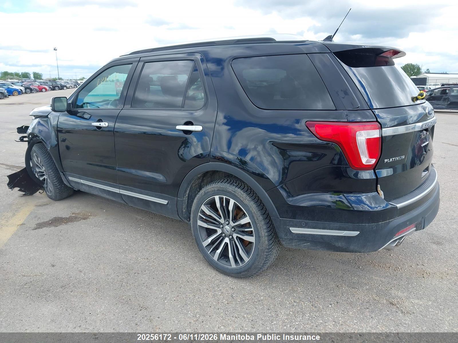 FORD EXPLORER image 3