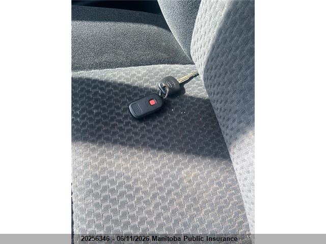 TOYOTA COROLLA image 11