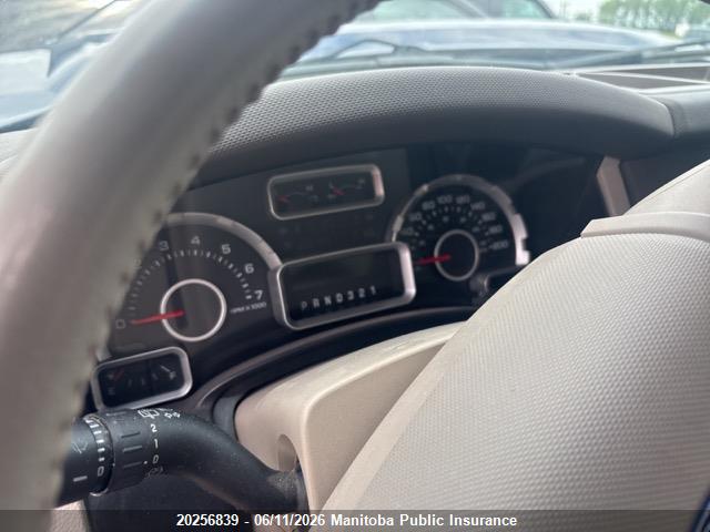 FORD EXPEDITION image 7