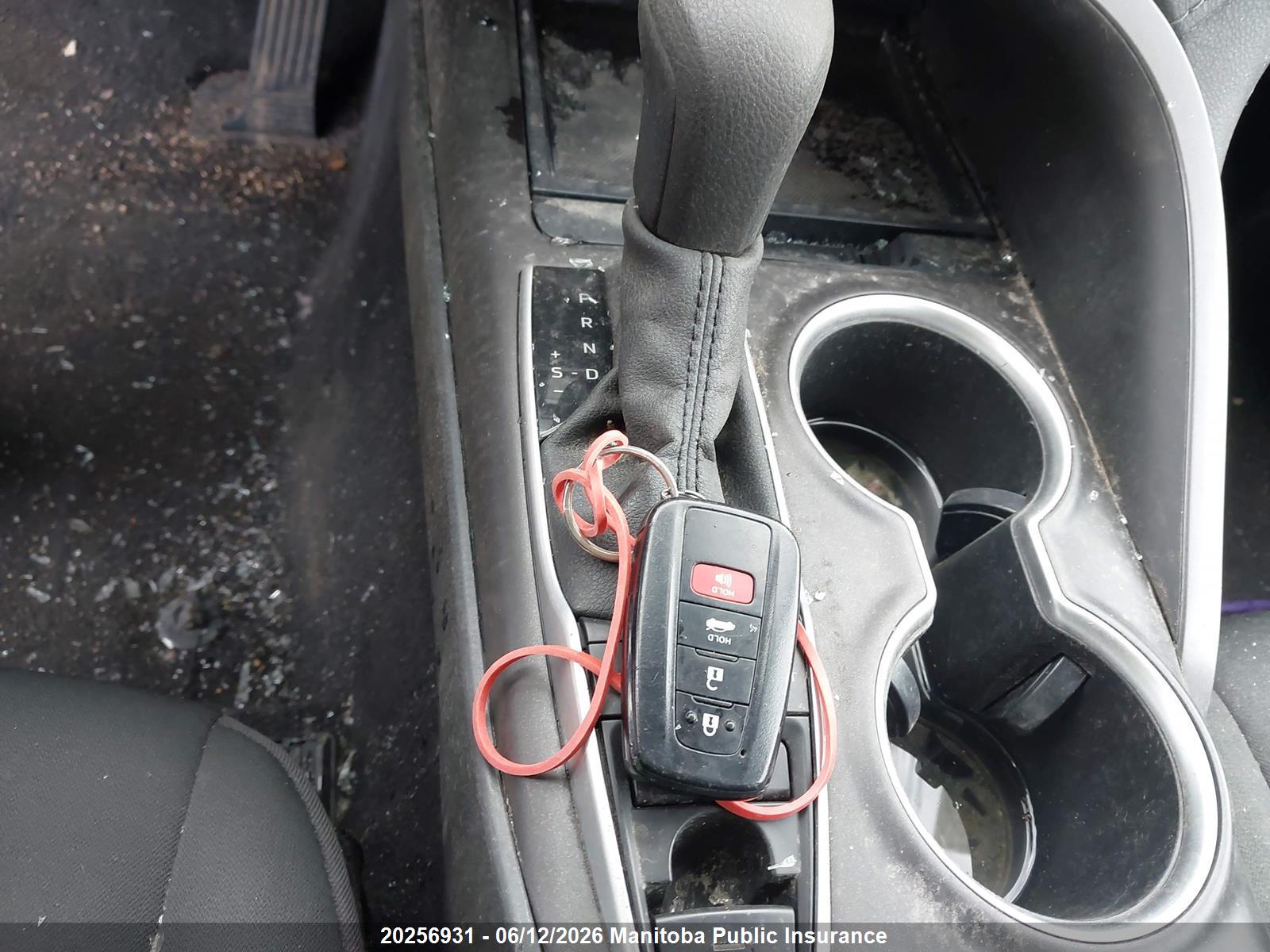 TOYOTA CAMRY image 11