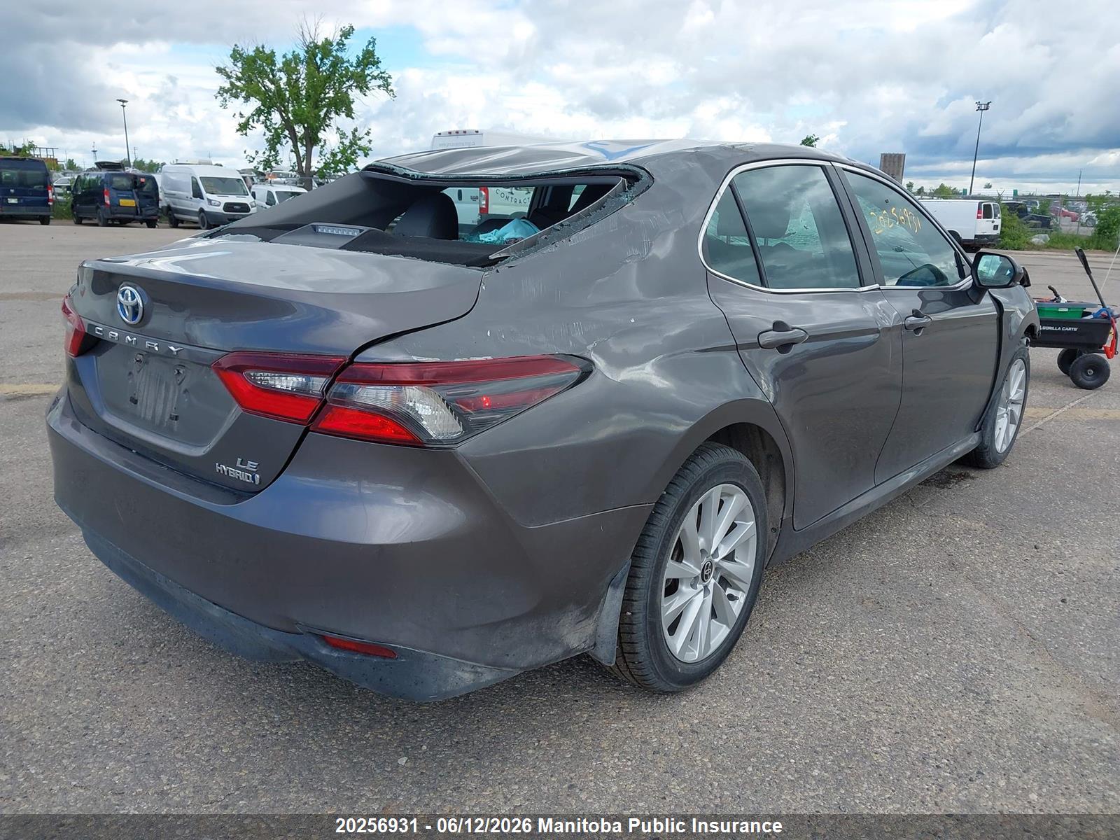 TOYOTA CAMRY image 4
