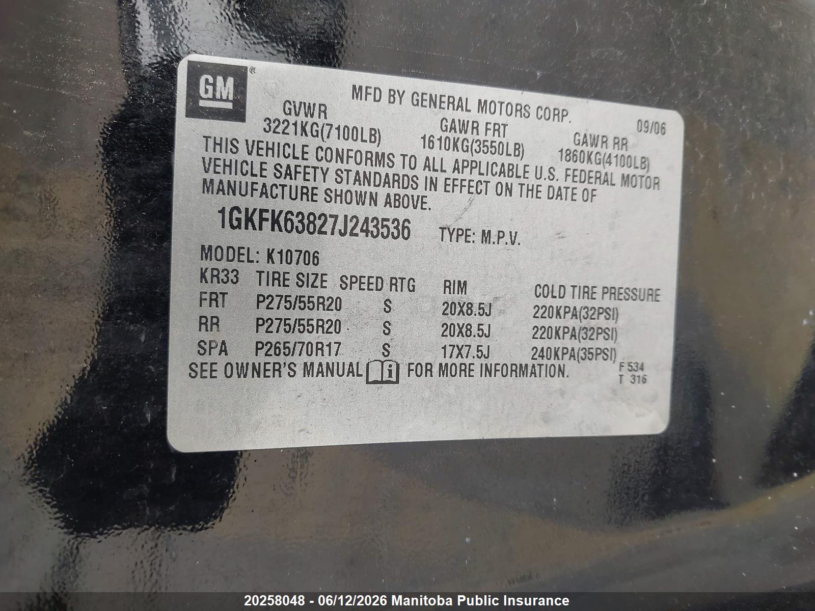 GMC YUKON image 9