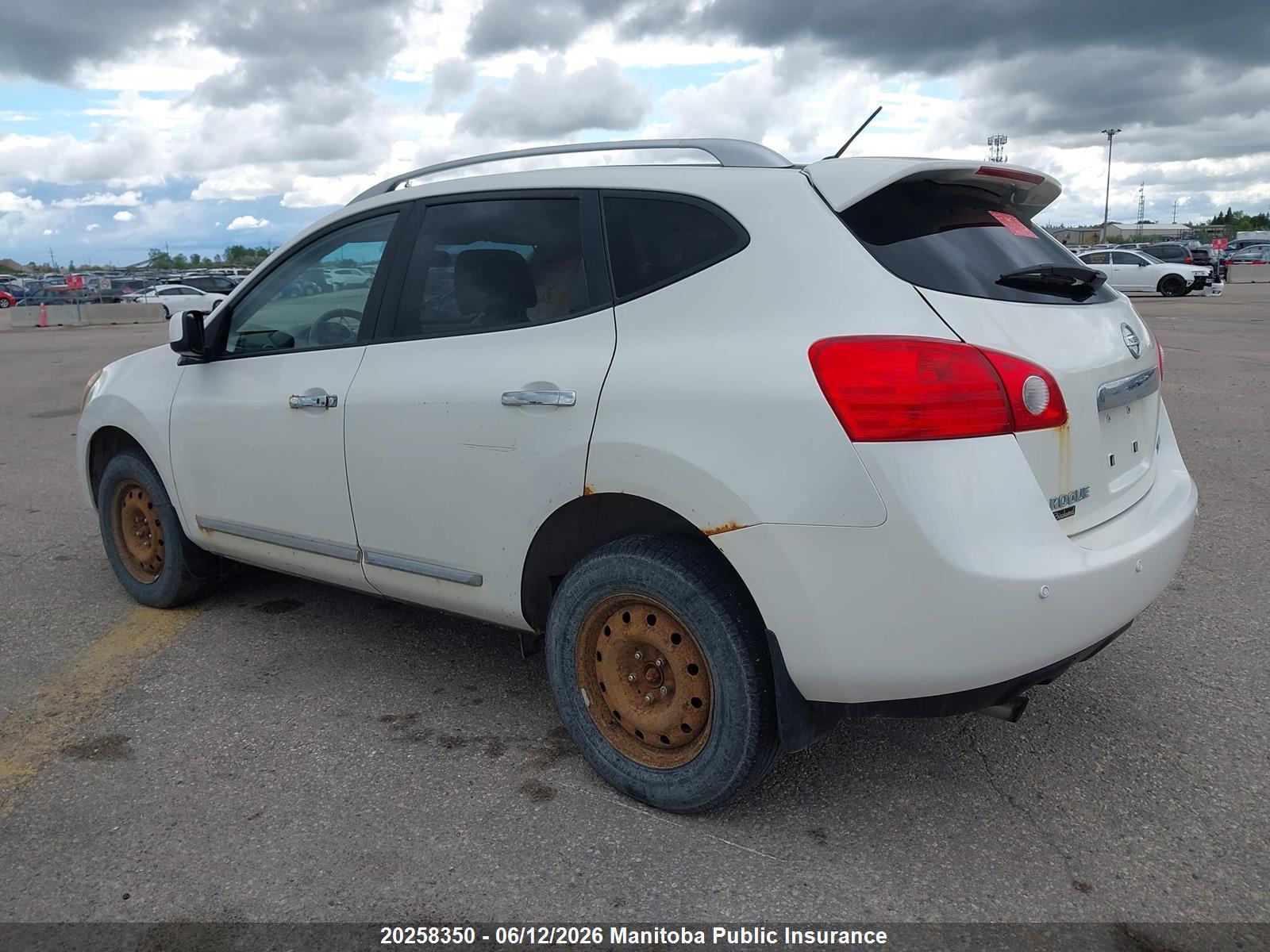 NISSAN ROGUE image 3