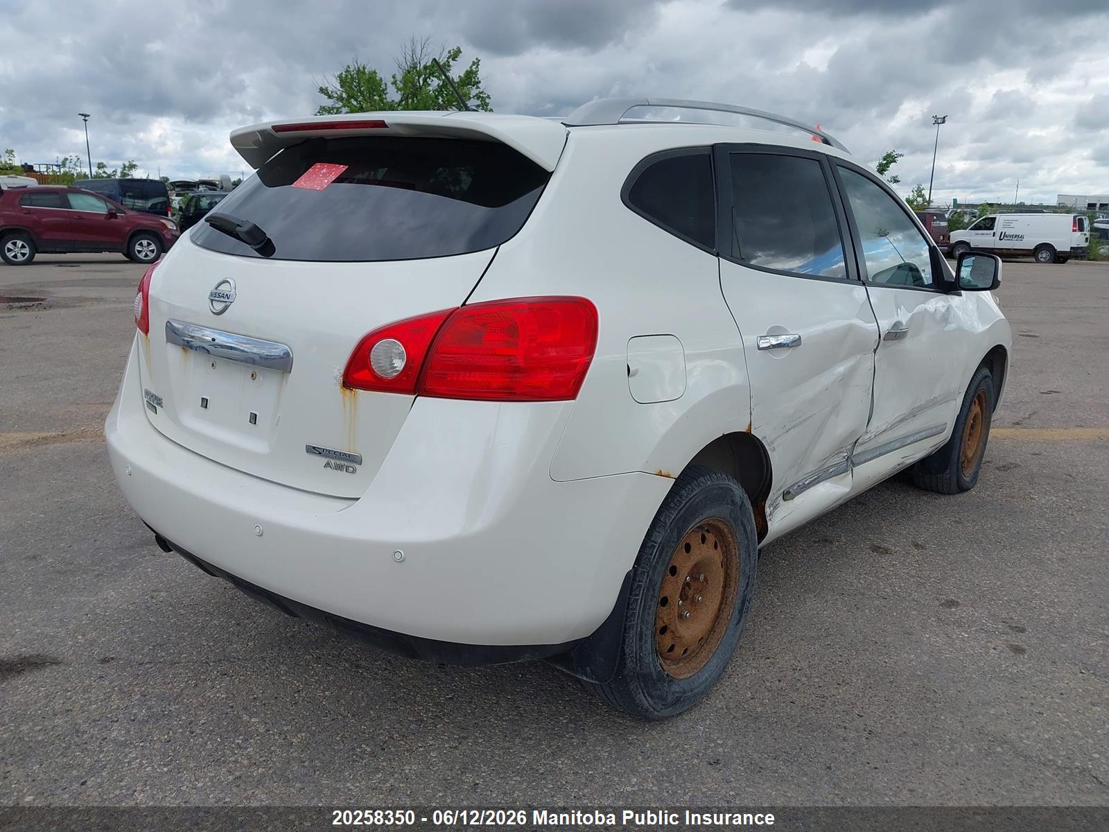 NISSAN ROGUE image 4