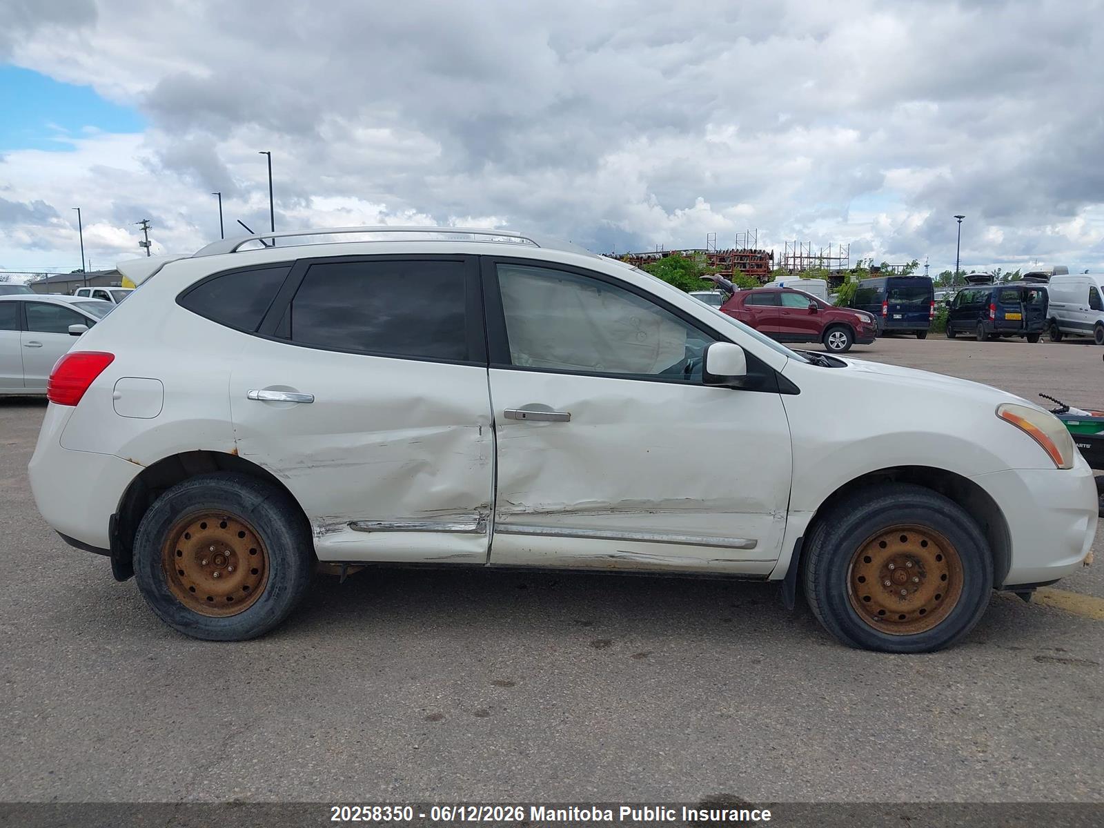 NISSAN ROGUE image 6