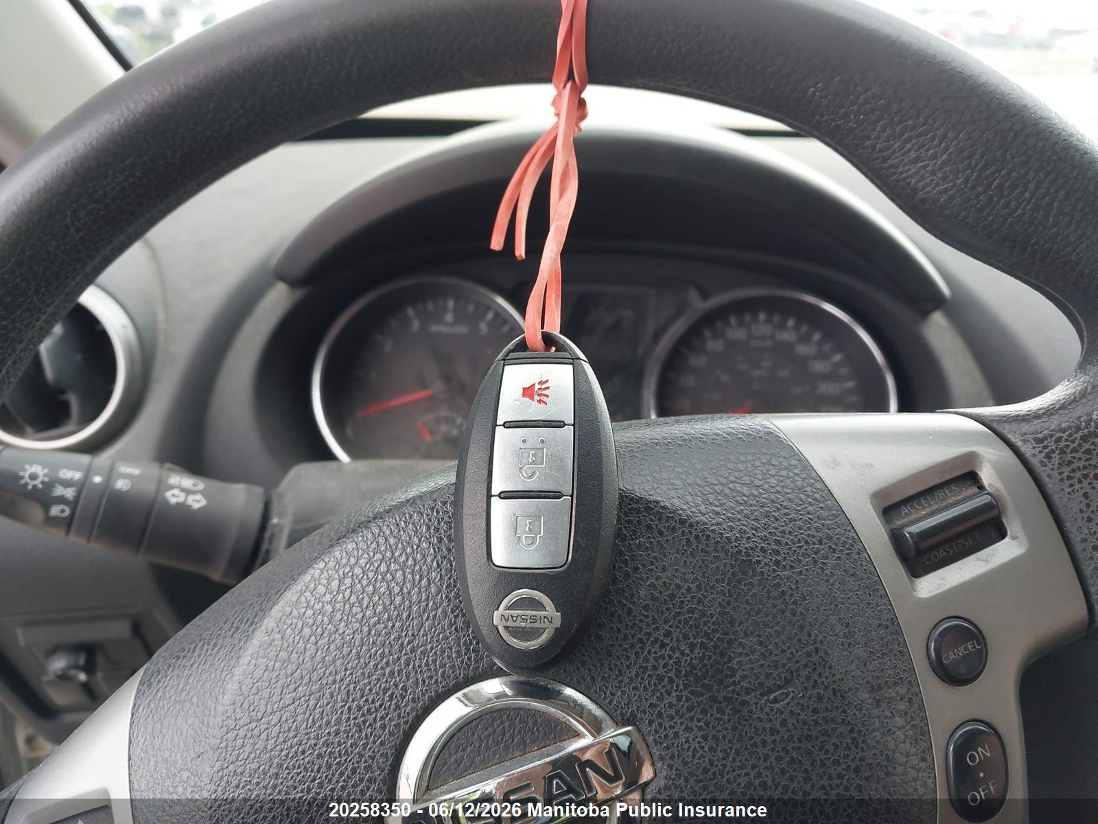 NISSAN ROGUE image 7