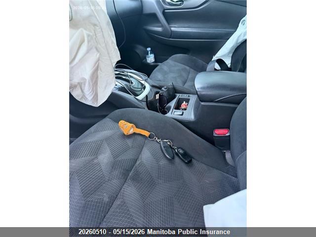 NISSAN ROGUE image 6