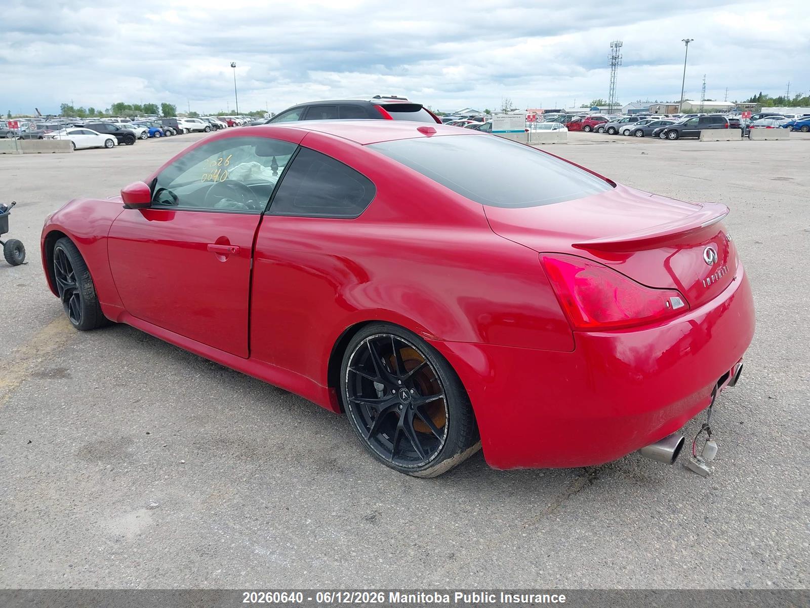 INFINITI G37 image 3