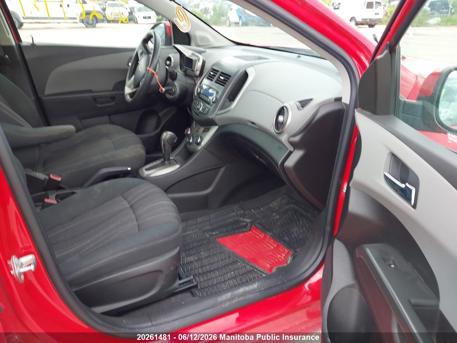 CHEVROLET SONIC image 5