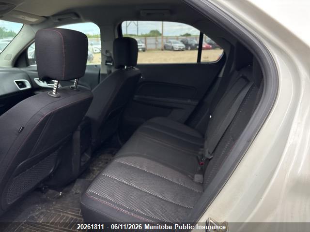 CHEVROLET EQUINOX image 8