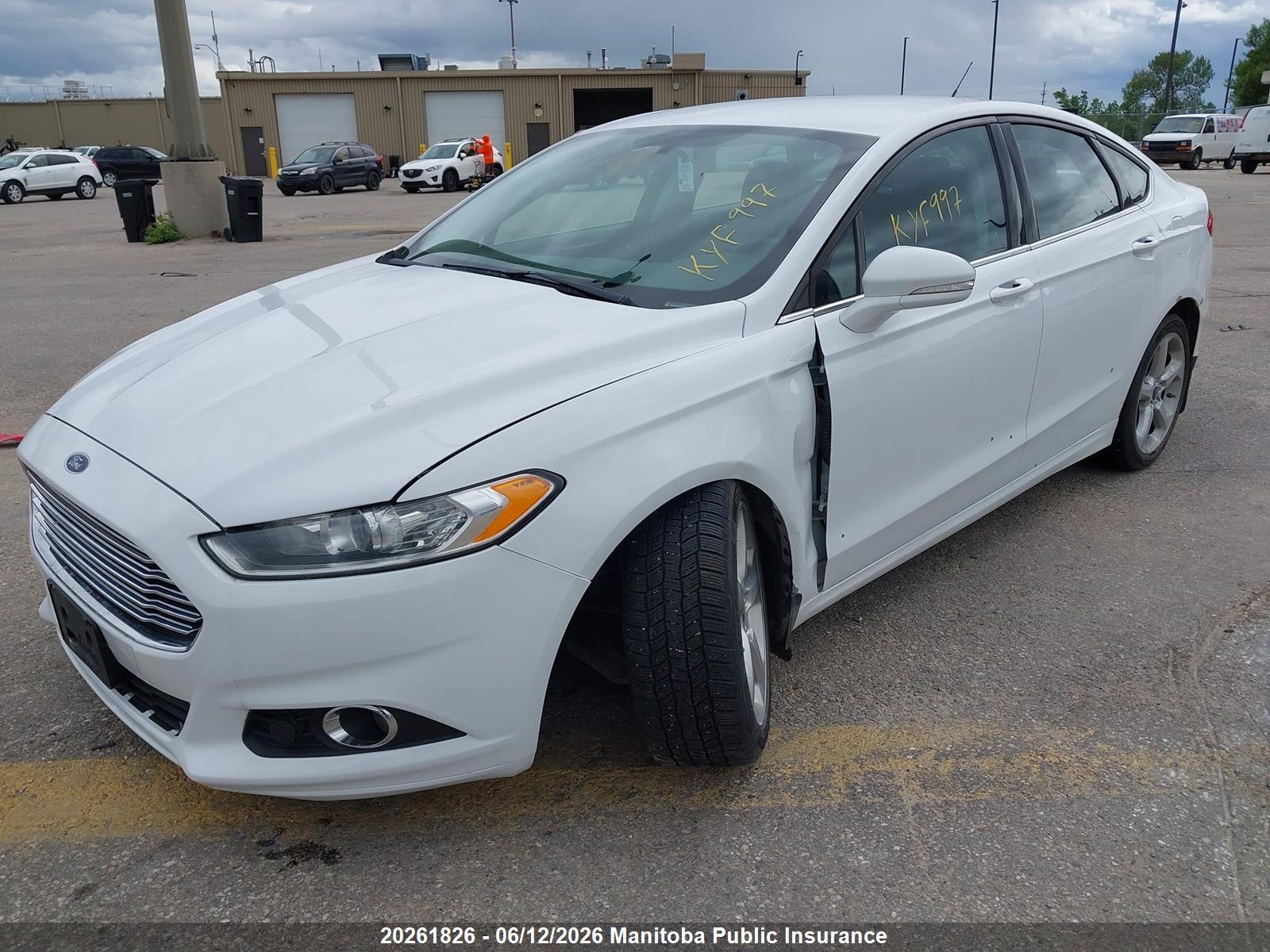 FORD FUSION image 6