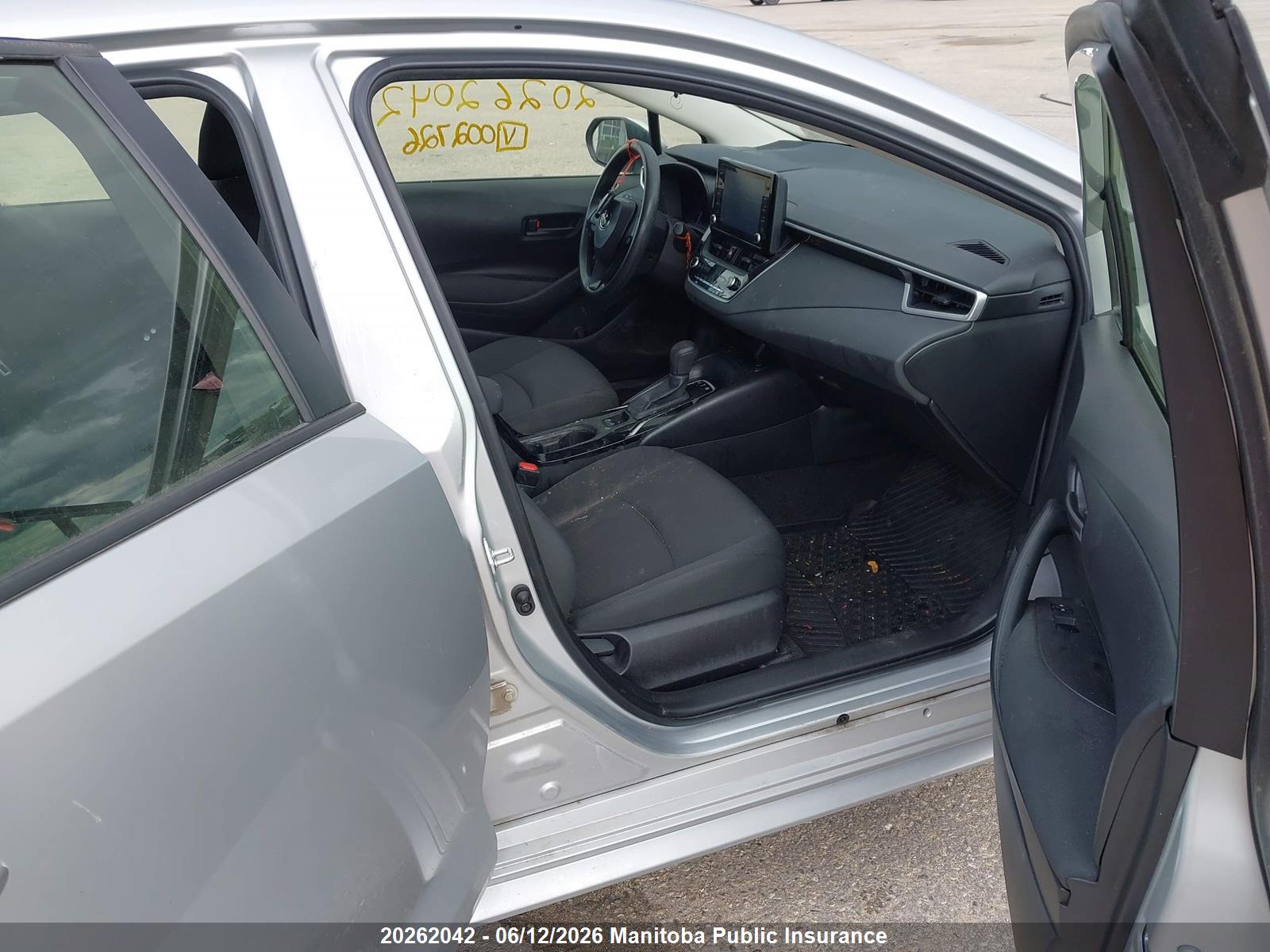 TOYOTA COROLLA image 5