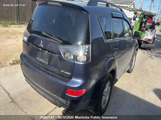 MITSUBISHI OUTLANDER image 4