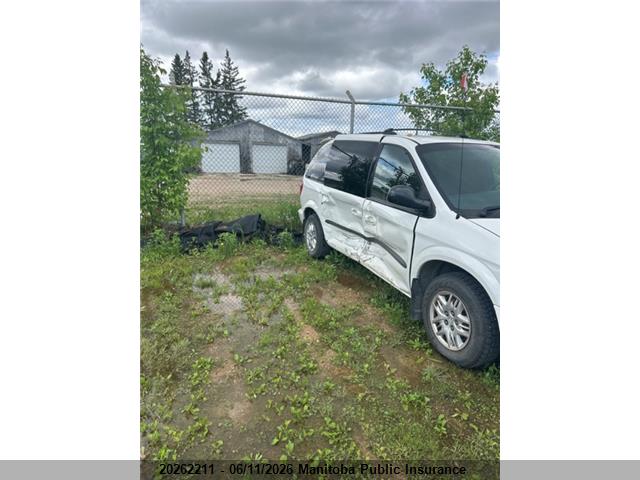 DODGE CARAVAN image 3