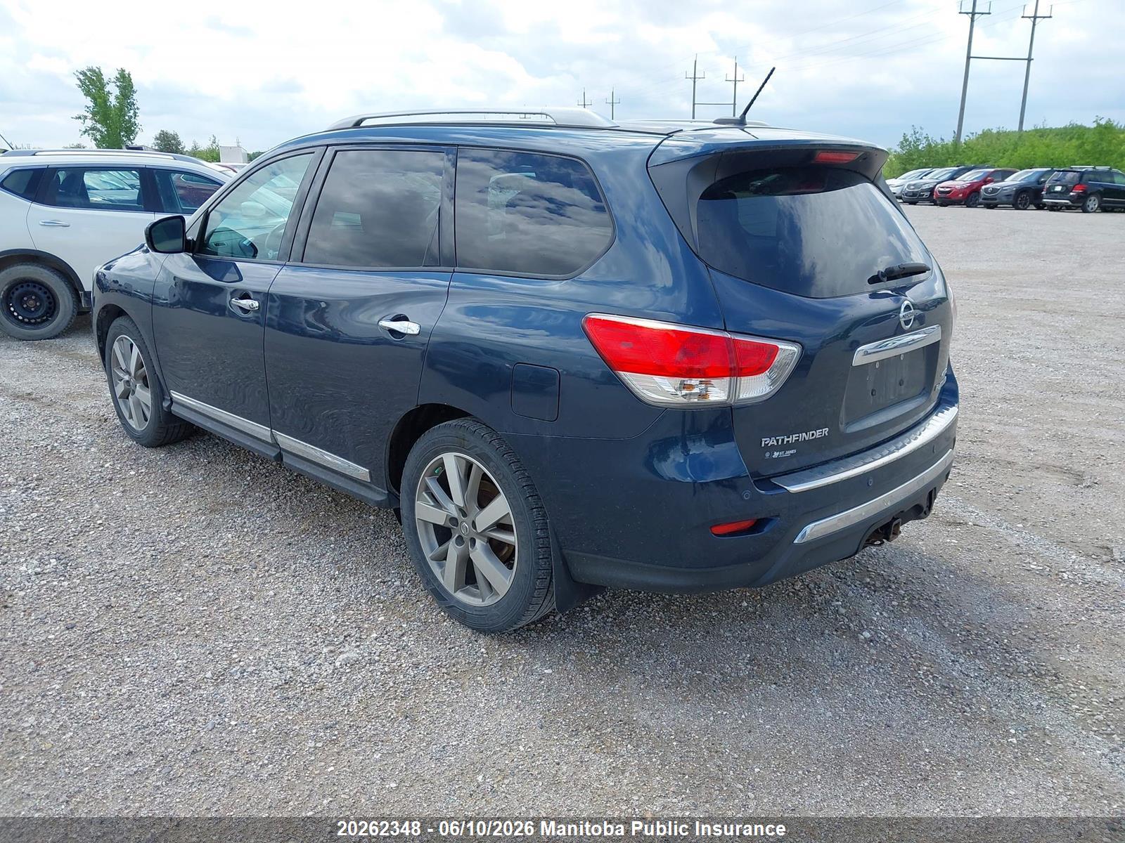 NISSAN PATHFINDER image 3