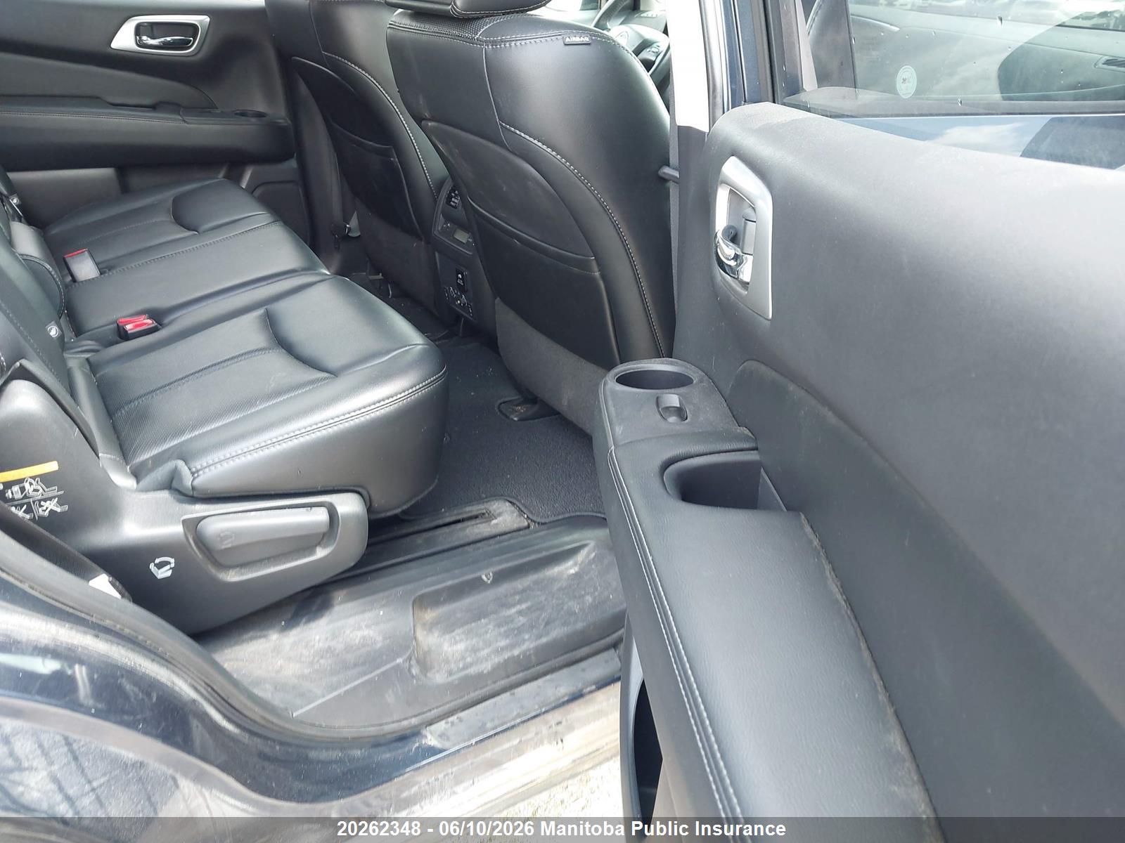 NISSAN PATHFINDER image 8