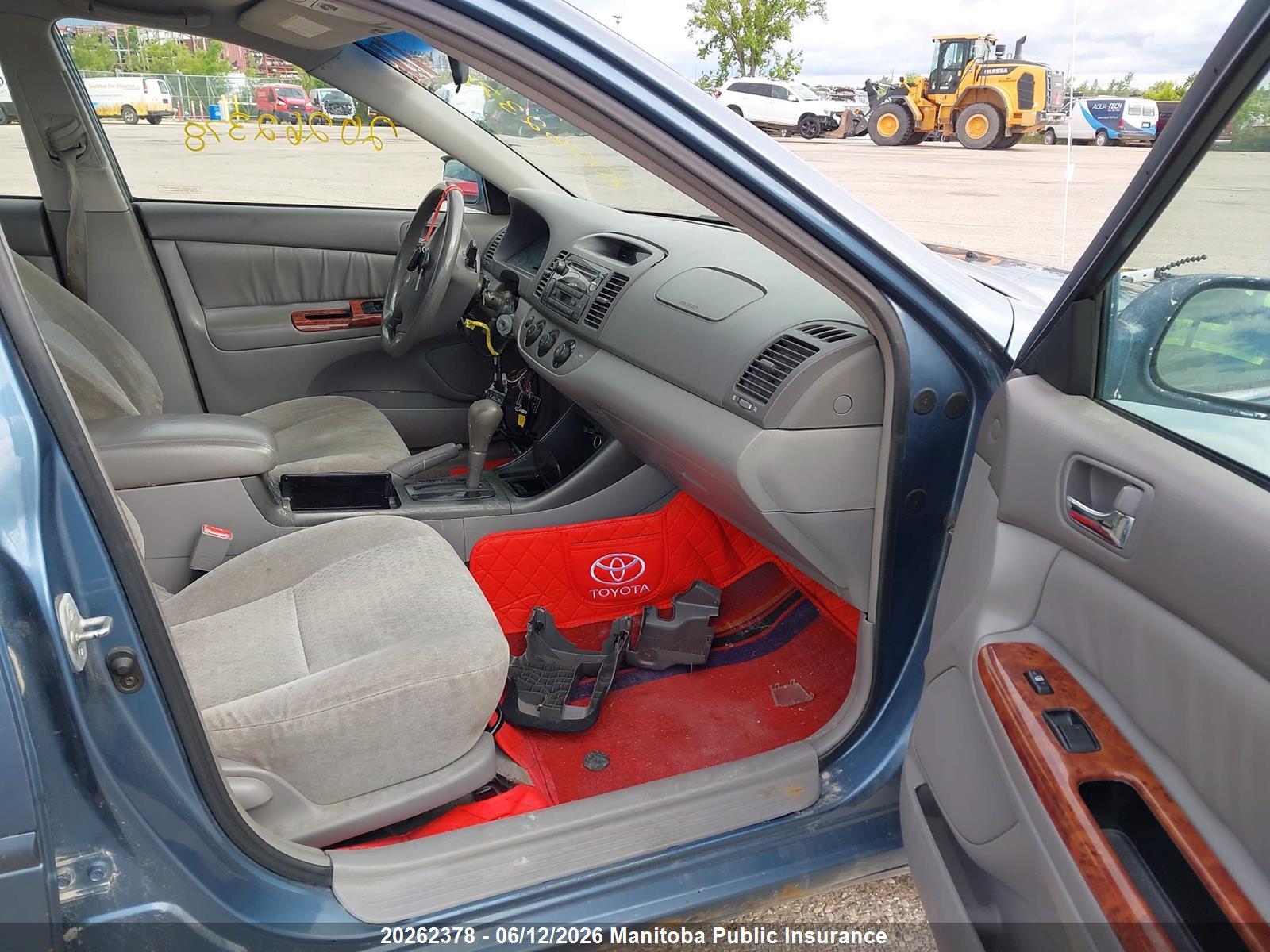 TOYOTA CAMRY image 5