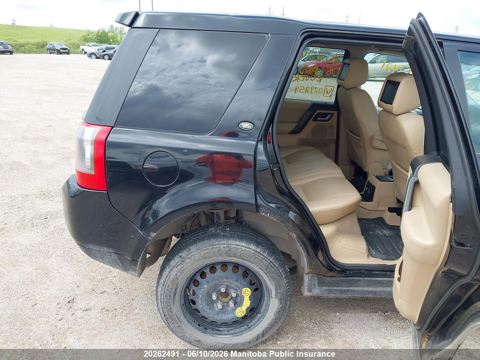 LAND ROVER image 8