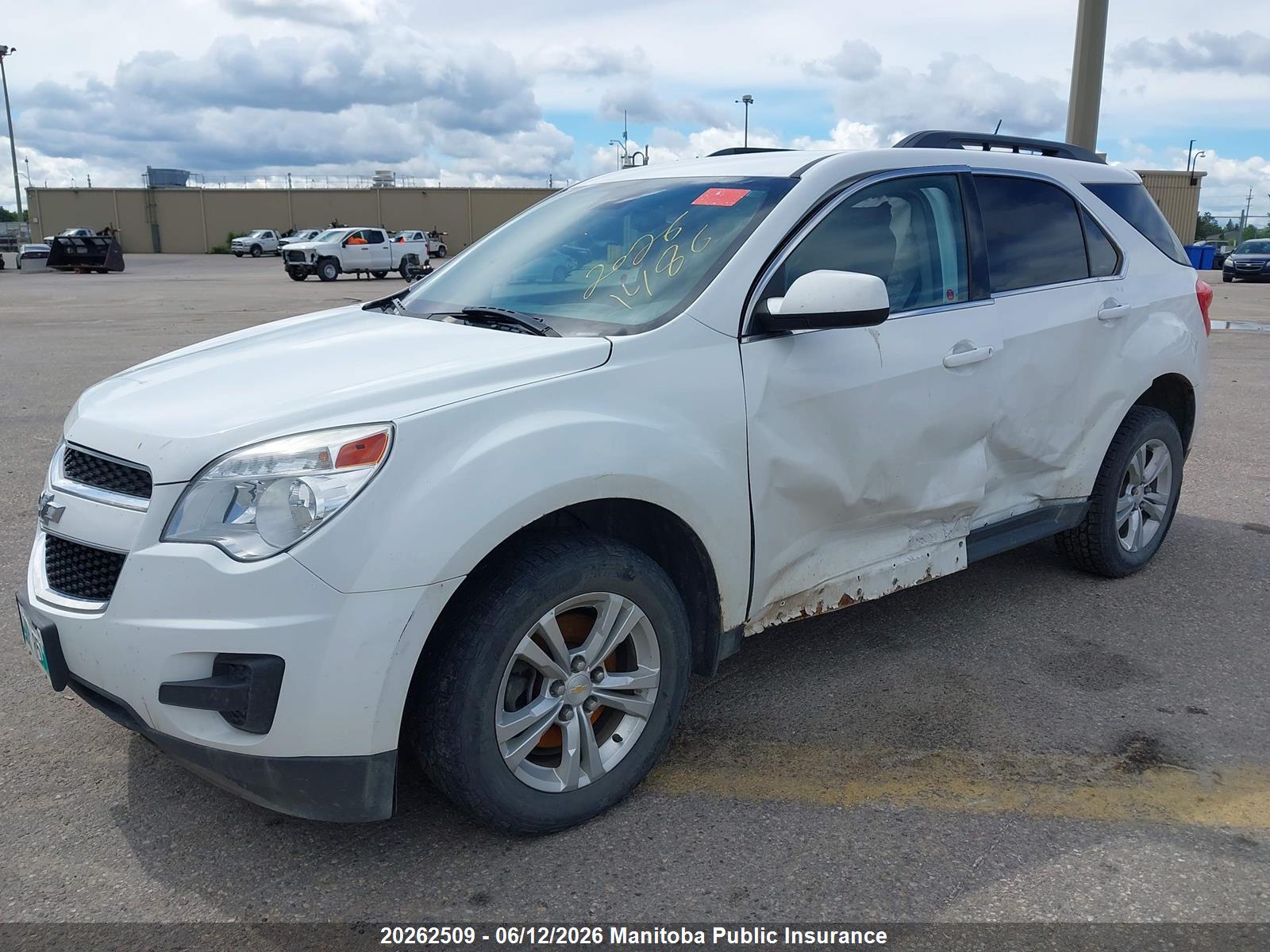 CHEVROLET EQUINOX image 2