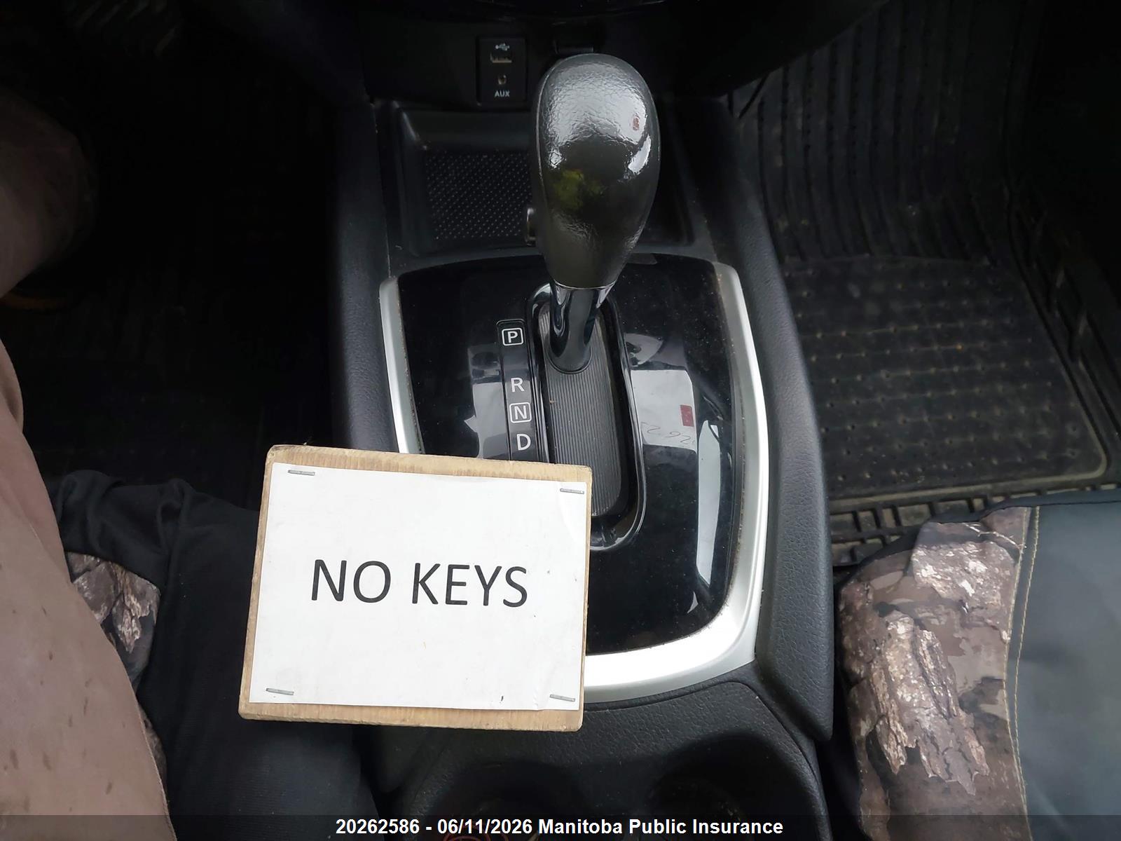 NISSAN ROGUE image 10