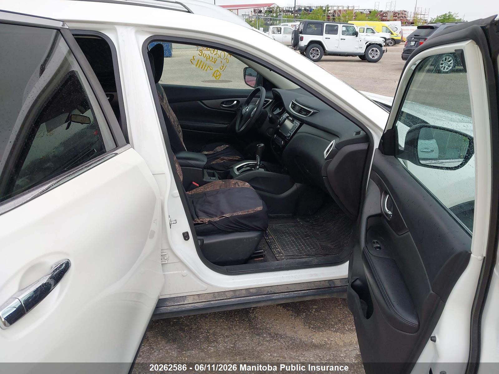 NISSAN ROGUE image 5