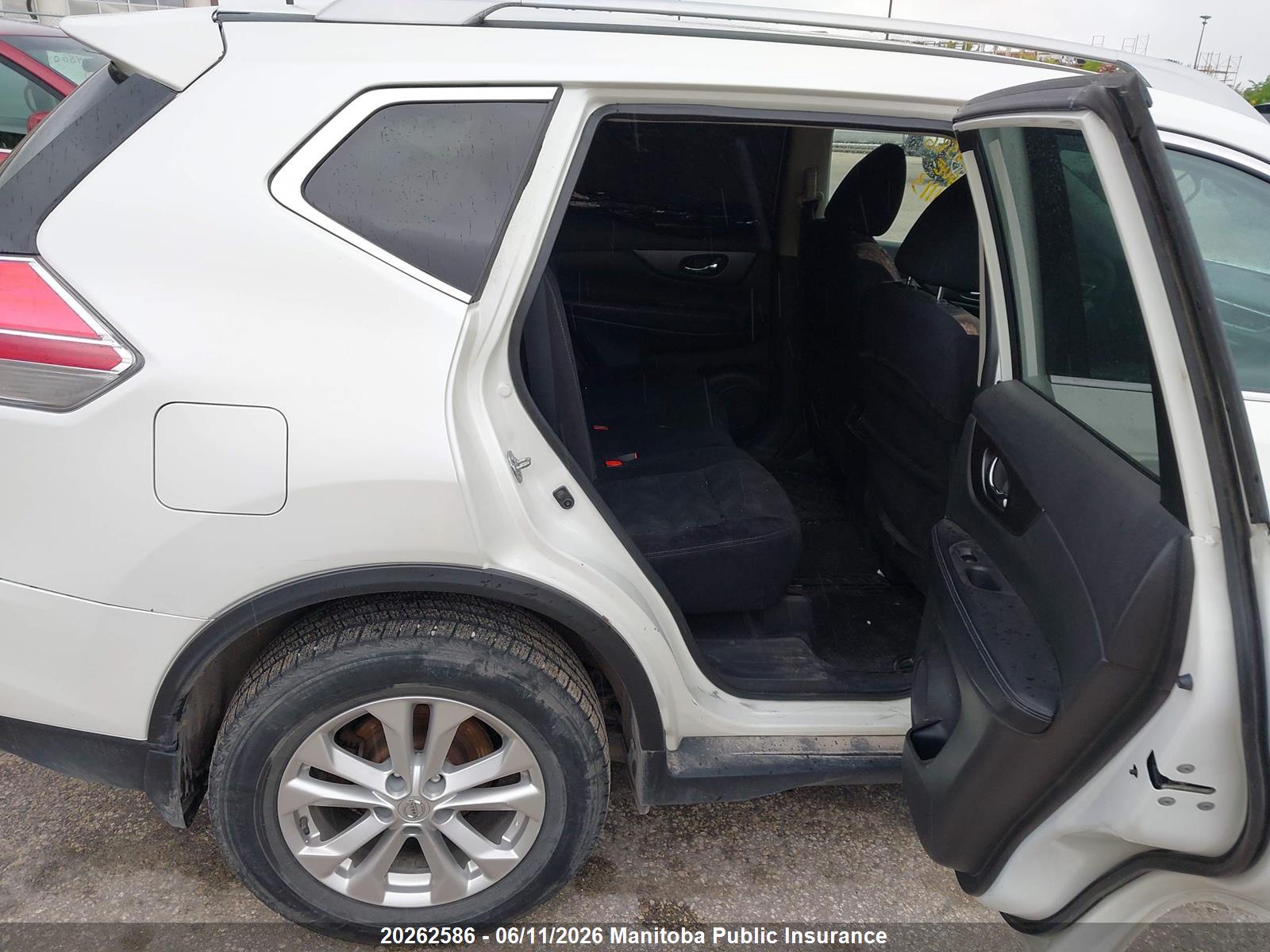 NISSAN ROGUE image 7