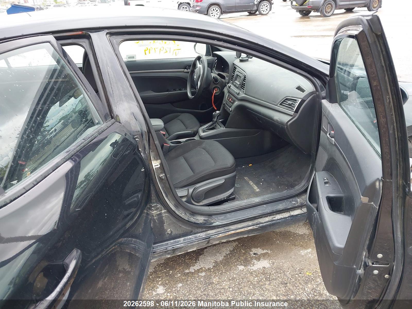 HYUNDAI ELANTRA image 5