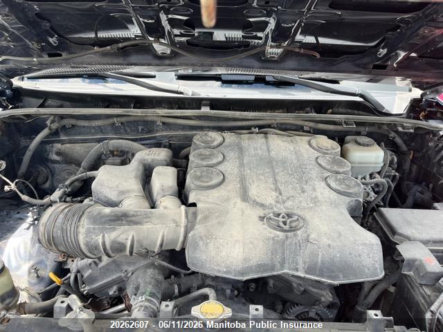 TOYOTA 4RUNNER image 10