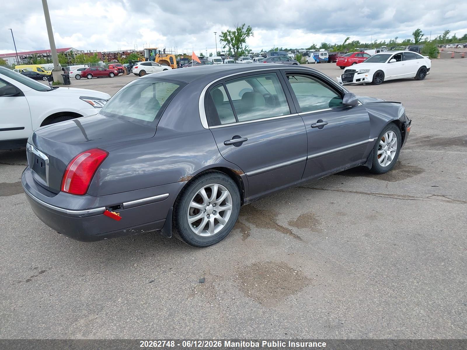 KIA AMANTI image 4