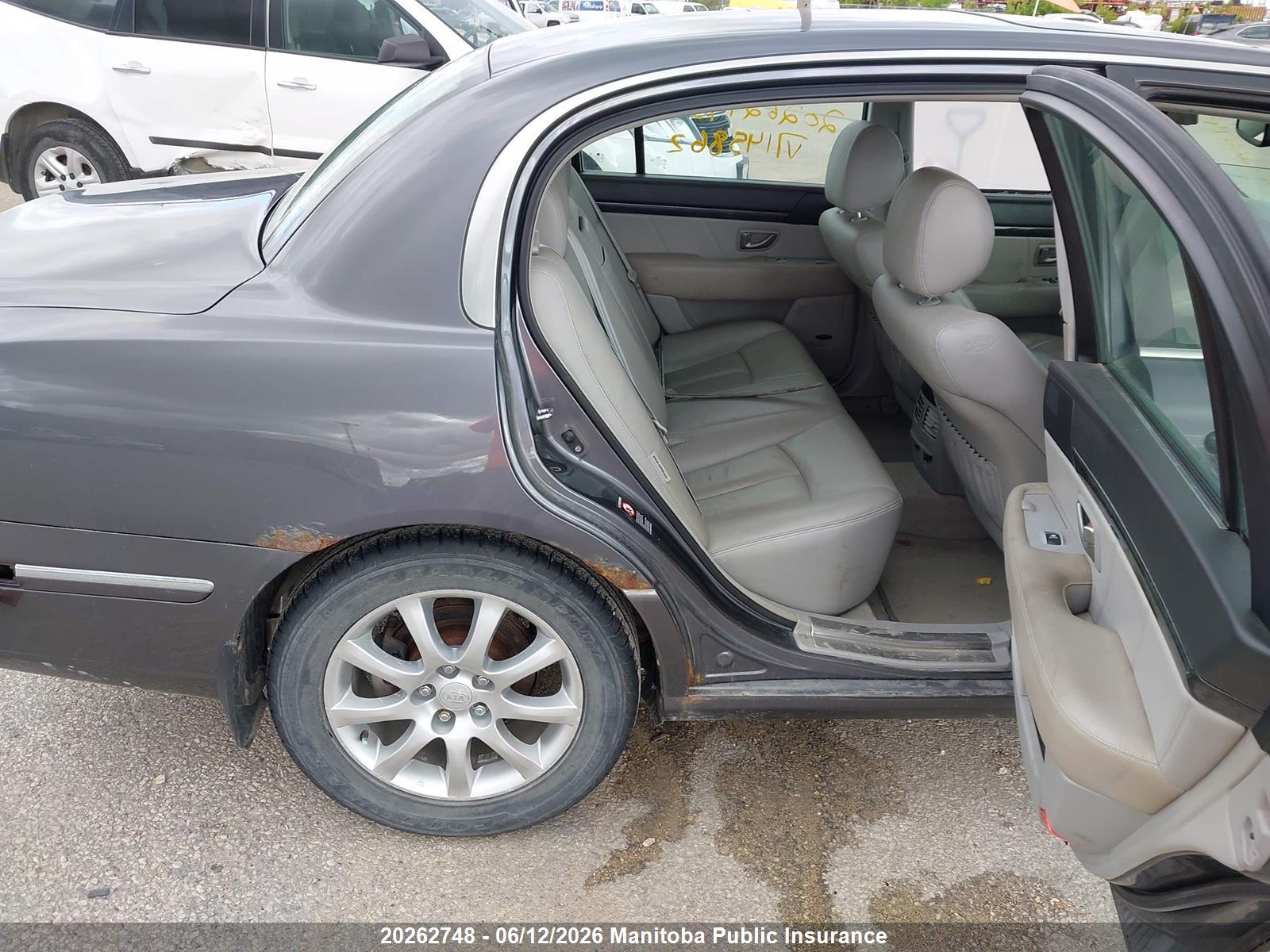 KIA AMANTI image 7