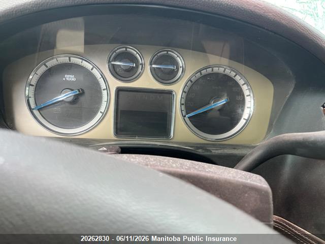CADILLAC ESCALADE image 7
