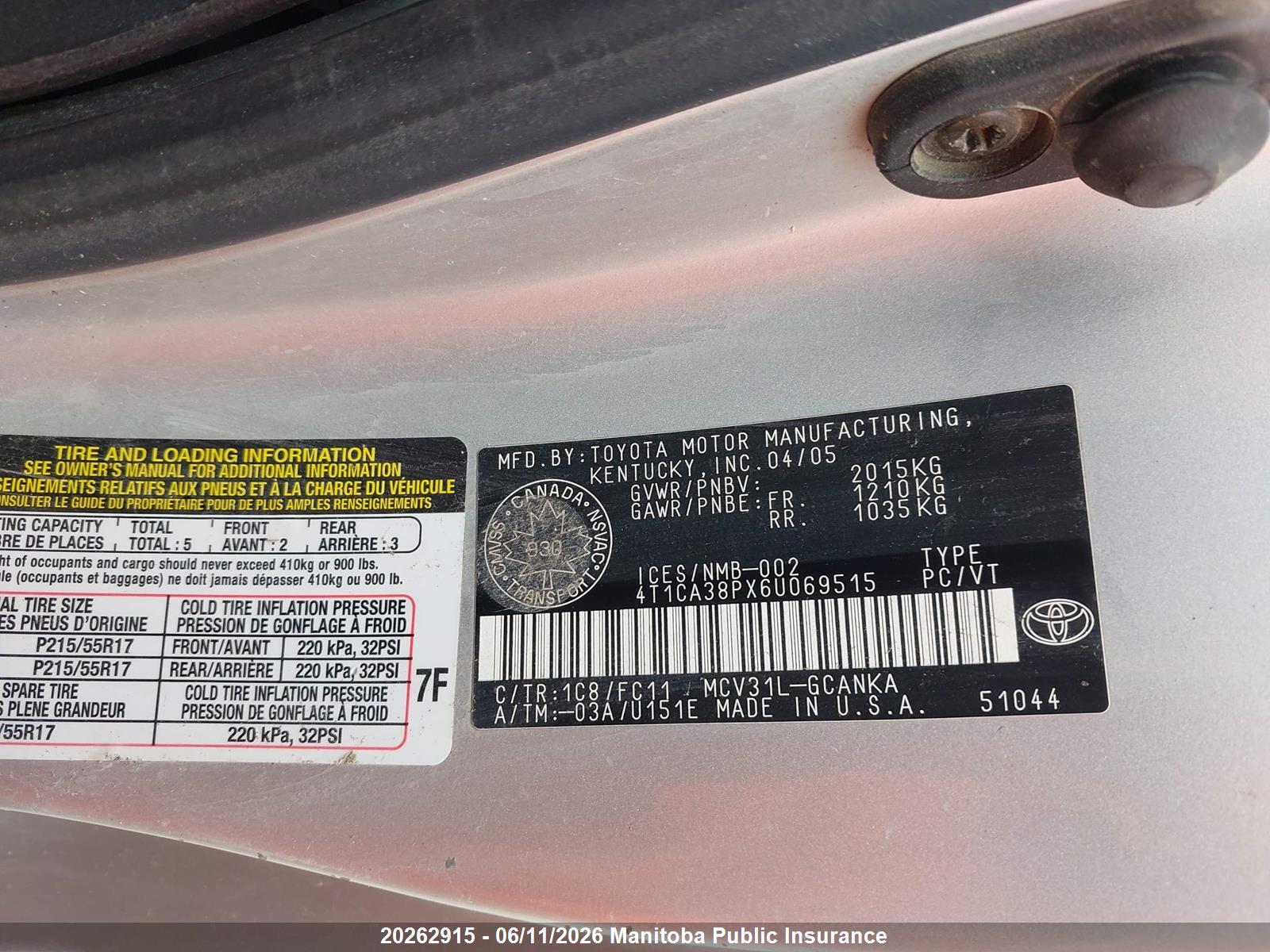 TOYOTA CAMRY image 9