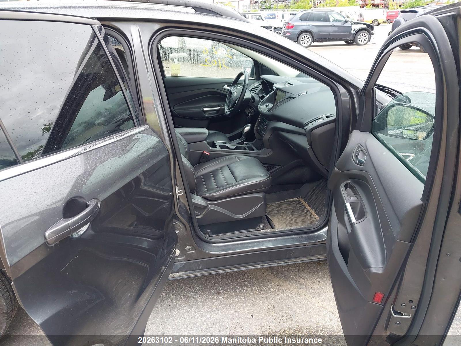 FORD ESCAPE image 5