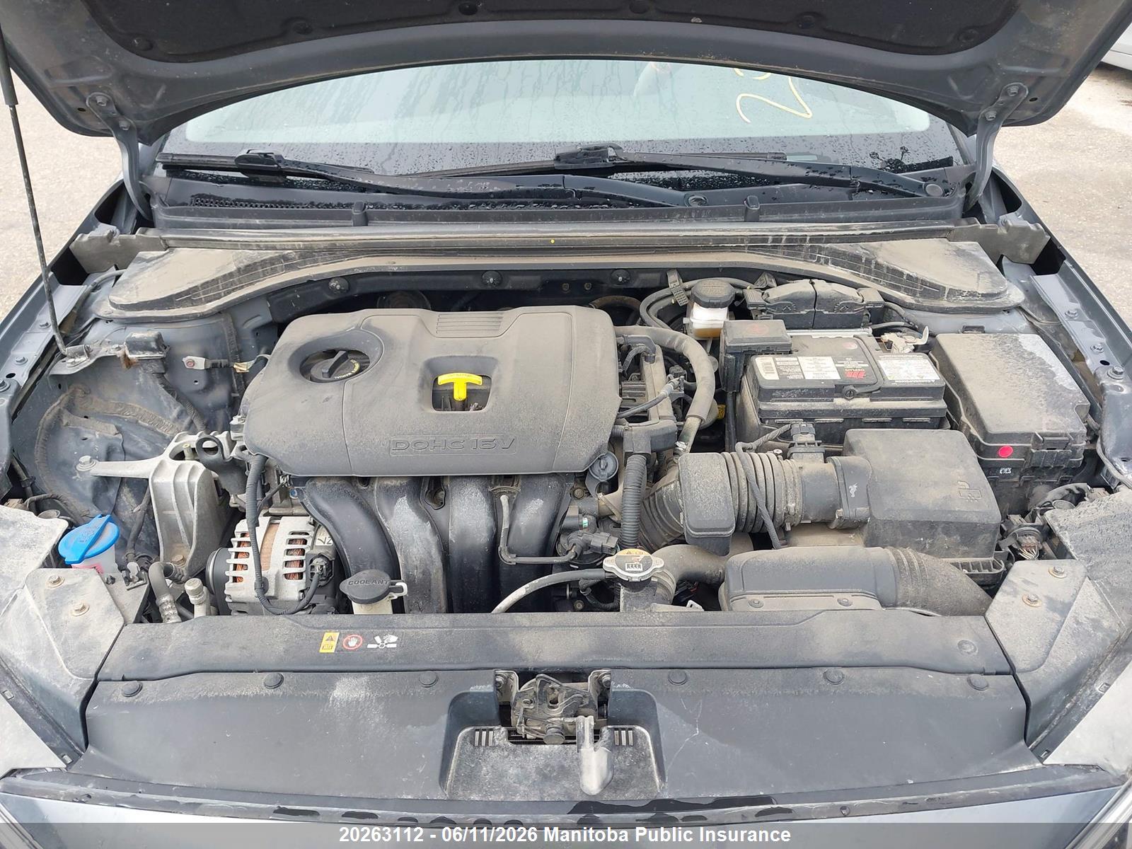 HYUNDAI ELANTRA image 10