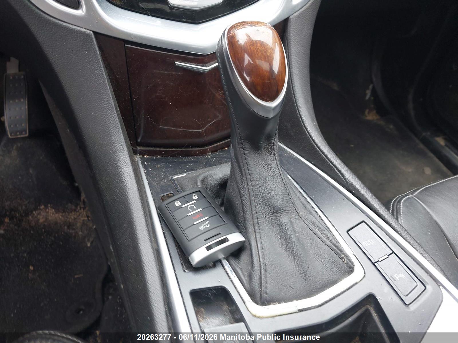 CADILLAC SRX image 11