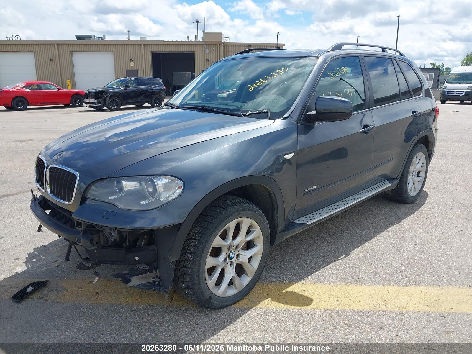 BMW X5 image 2