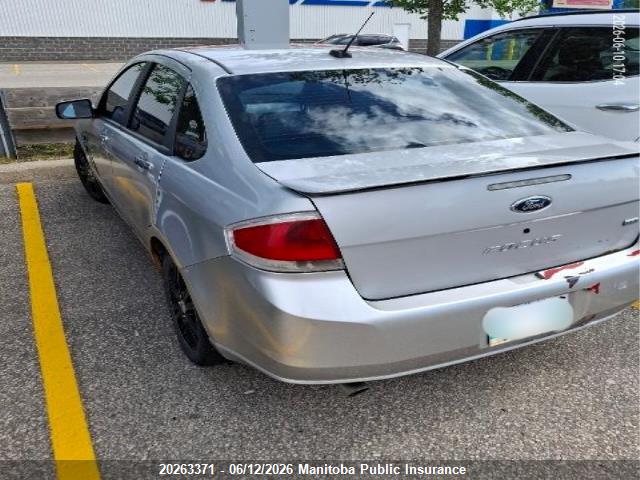 FORD FOCUS image 3