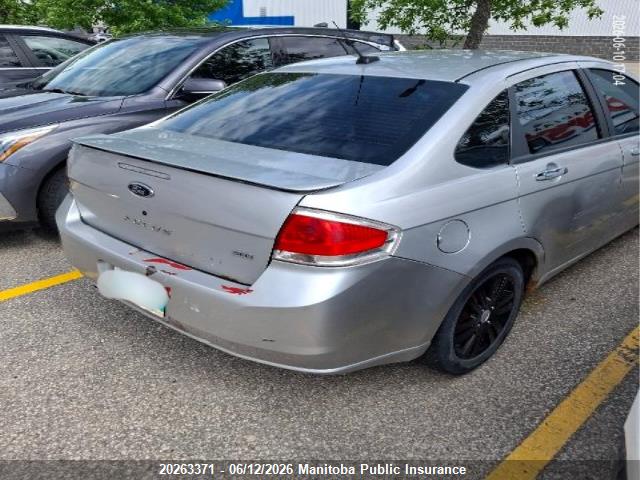 FORD FOCUS image 4