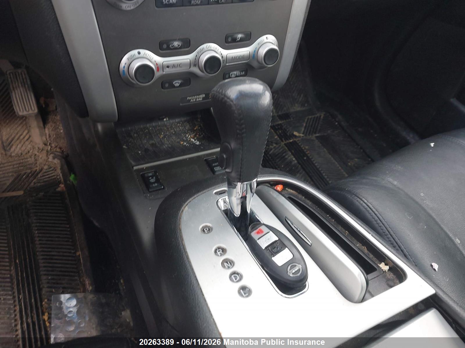 NISSAN MURANO image 11