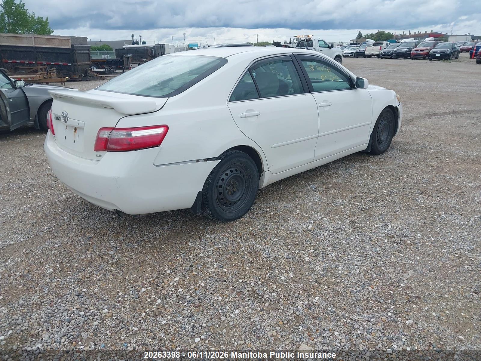 TOYOTA CAMRY image 4