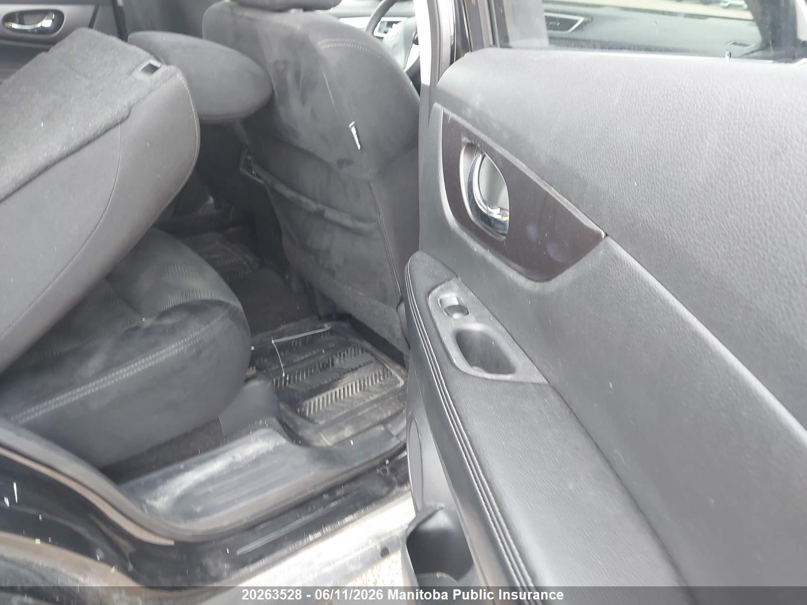 NISSAN ROGUE image 8