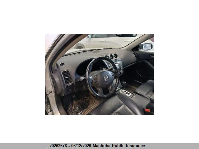 NISSAN ALTIMA image 4