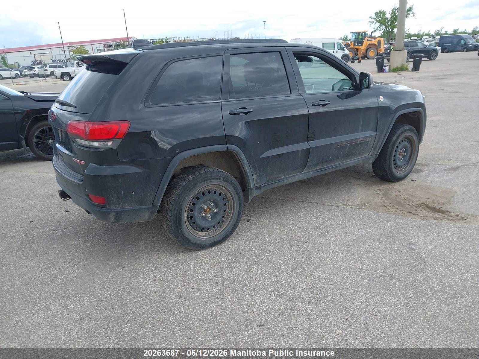 JEEP GRAND image 4