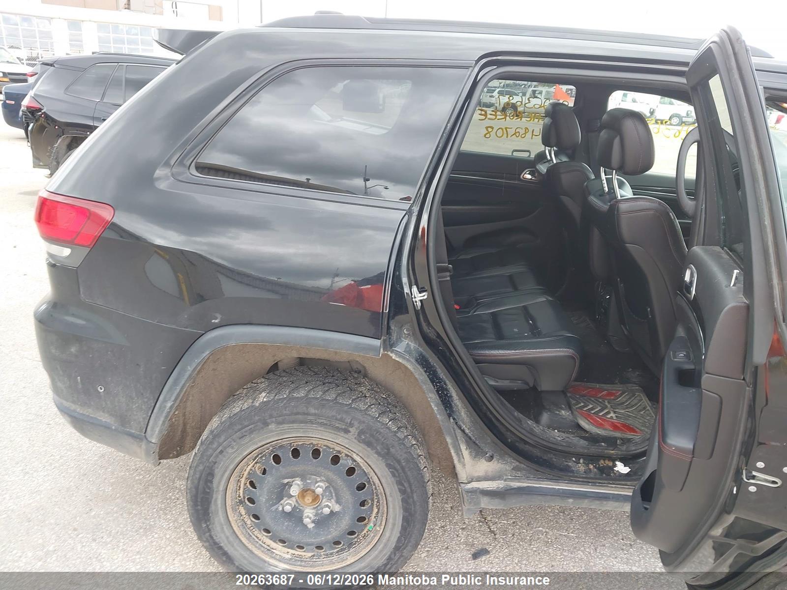 JEEP GRAND image 7